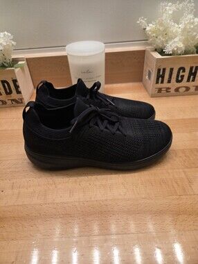 FitFlop Super-Q Knit Slip-On All Black Sneakers Women's Size 8